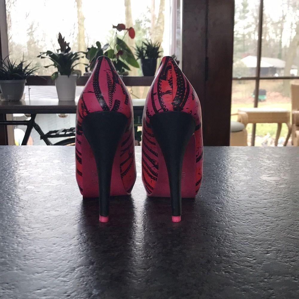 Abbey Dawn Zip It Platforms in Hot Pink with red and black accents BNIB - Picture 6 of 11